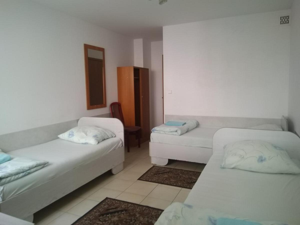 Hostel Malva Łomianki Εξωτερικό φωτογραφία